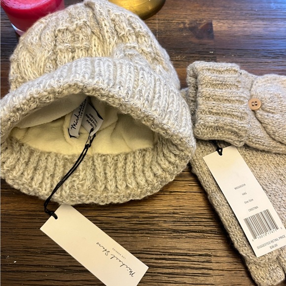 Bnwt fully lined cuff hat and pop top mitts for cold weather!Never worn-oatmeal! - Picture 2 of 5